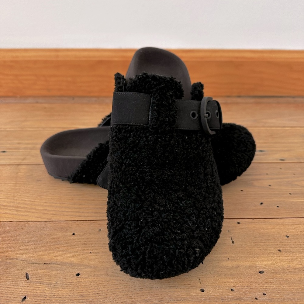 James Perse Black Shearling Slip-On Clog
